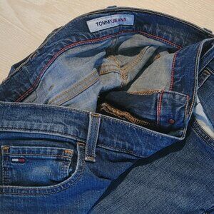 Tommy Hilfiger mens Relaxed Fit Stretch Jeans, Dark Wash, 42W x 32L US